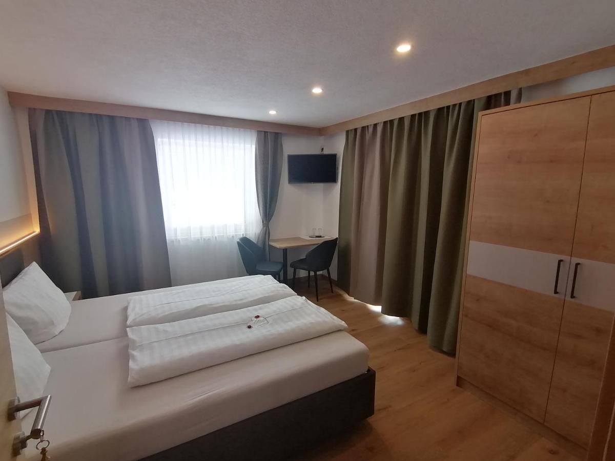 Gaestehaus Holaus Mayrhofen Kültér fotó