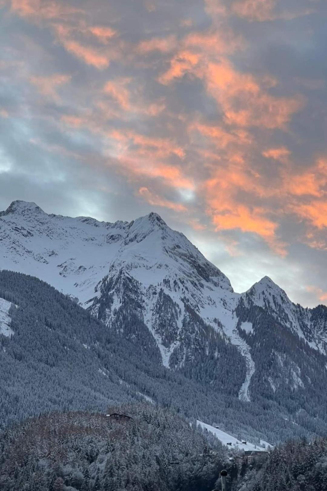 Gaestehaus Holaus Mayrhofen Kültér fotó
